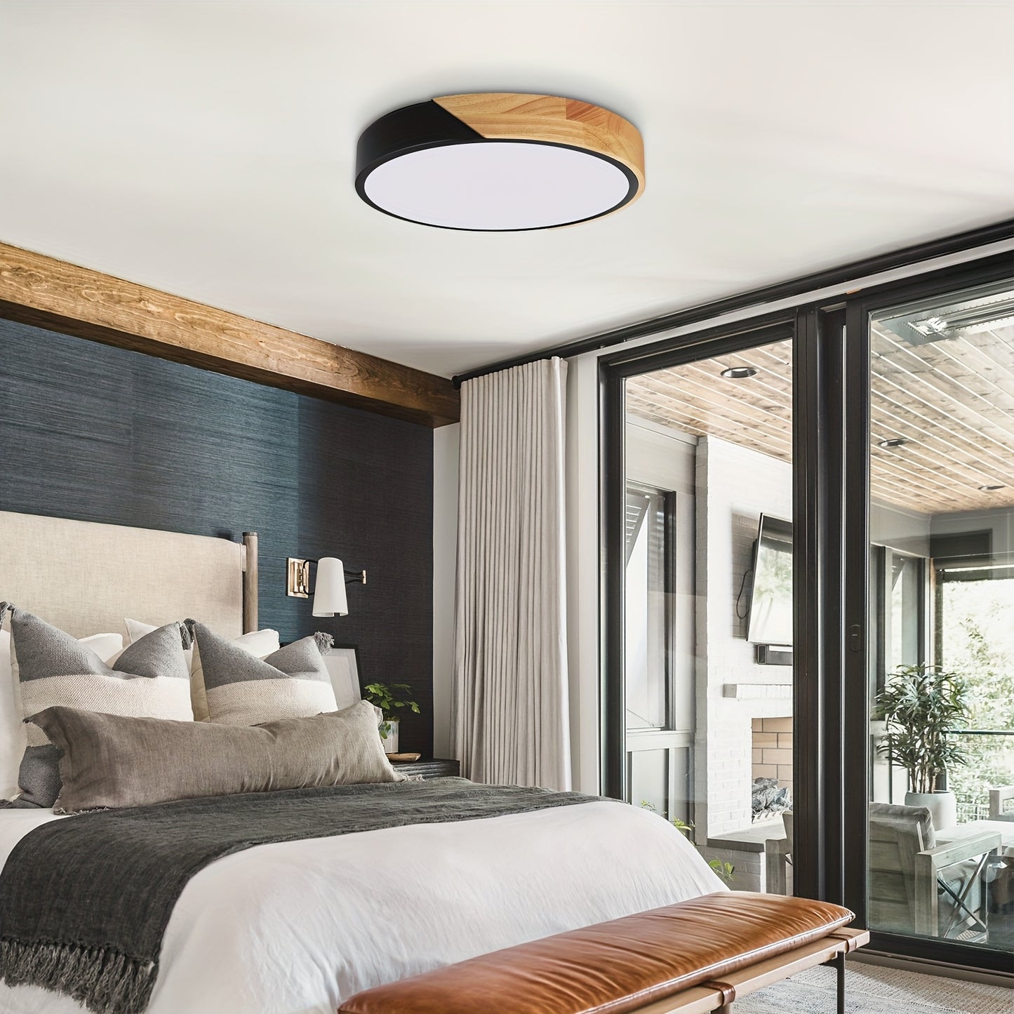 Averyn – Modern Round LED Ceiling Light with Triple Colour Modes (30cm, Black)