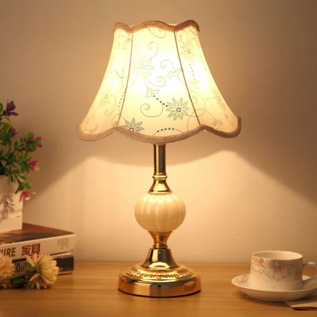 Covea – Scandinavian Vintage Table Lamp