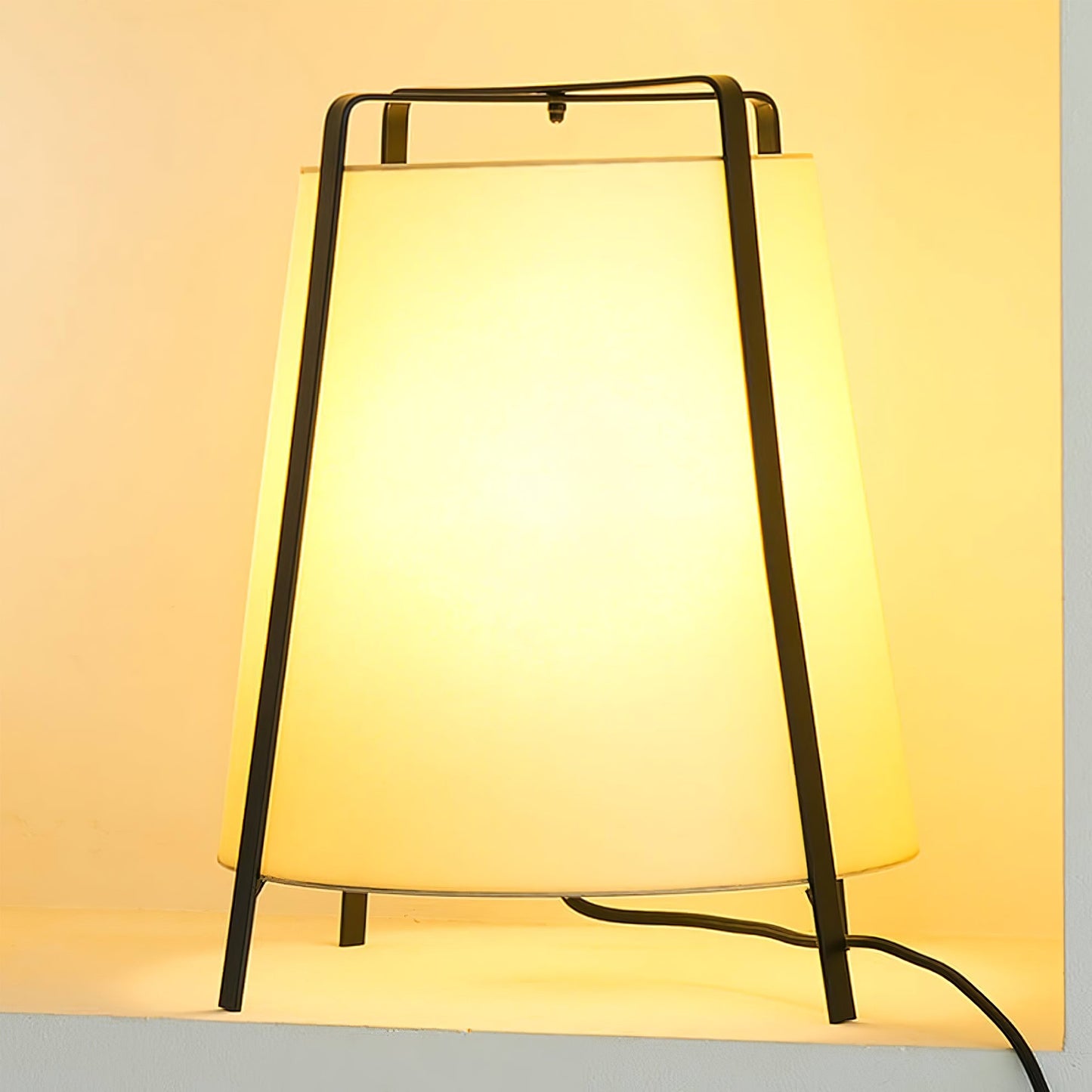 Emiko – LED Table Lamp with Stylish Oriental Design
