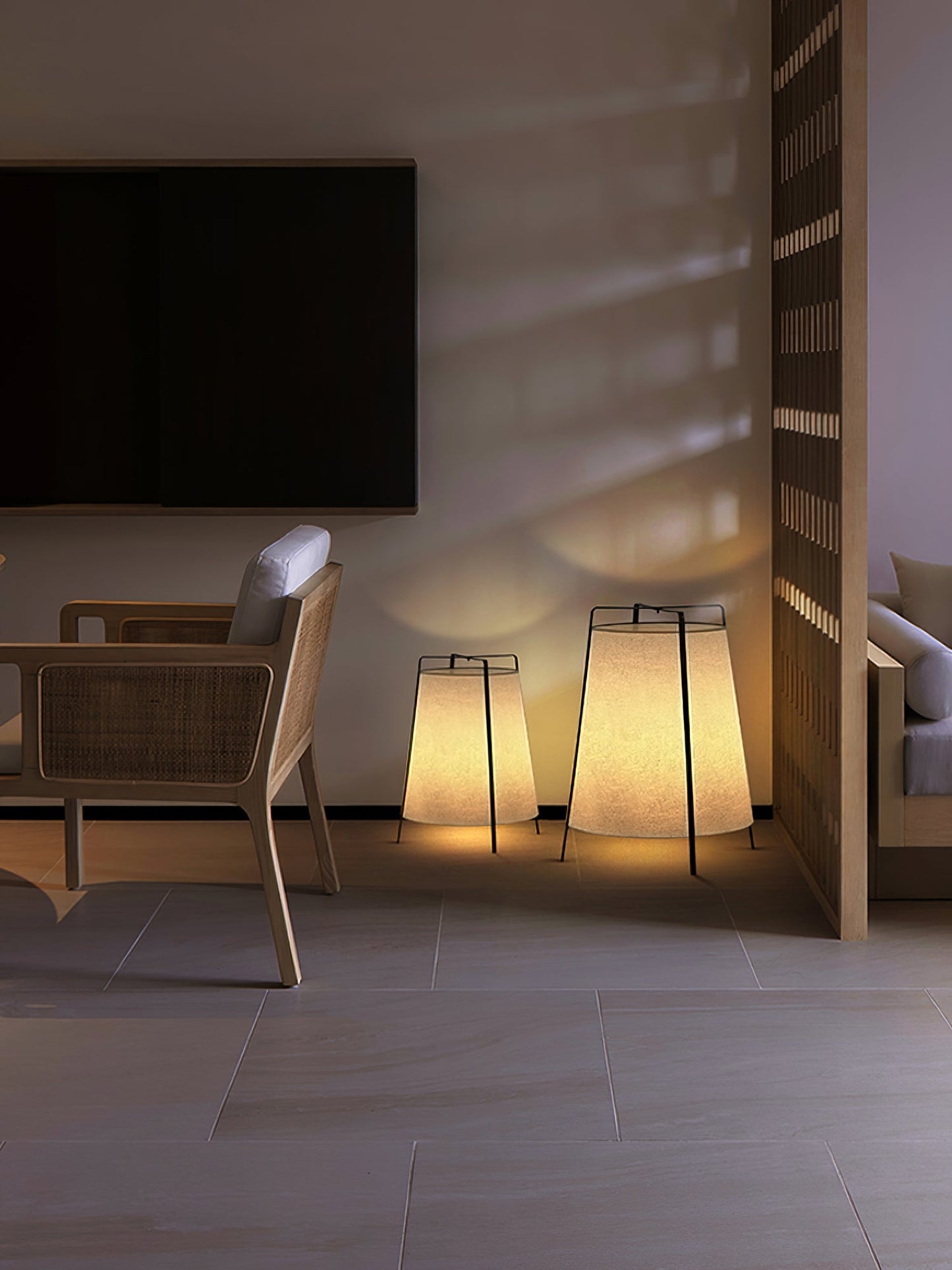 Emiko – LED Table Lamp with Stylish Oriental Design