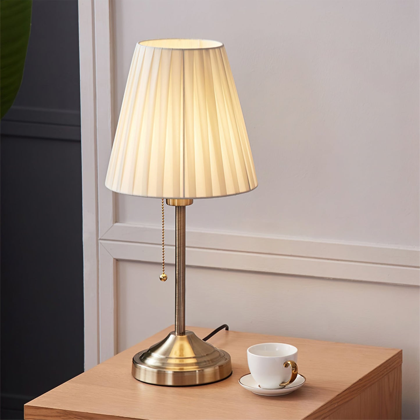 Ember – Metal and Fabric Table Lamp with Yellow Pleated Shade