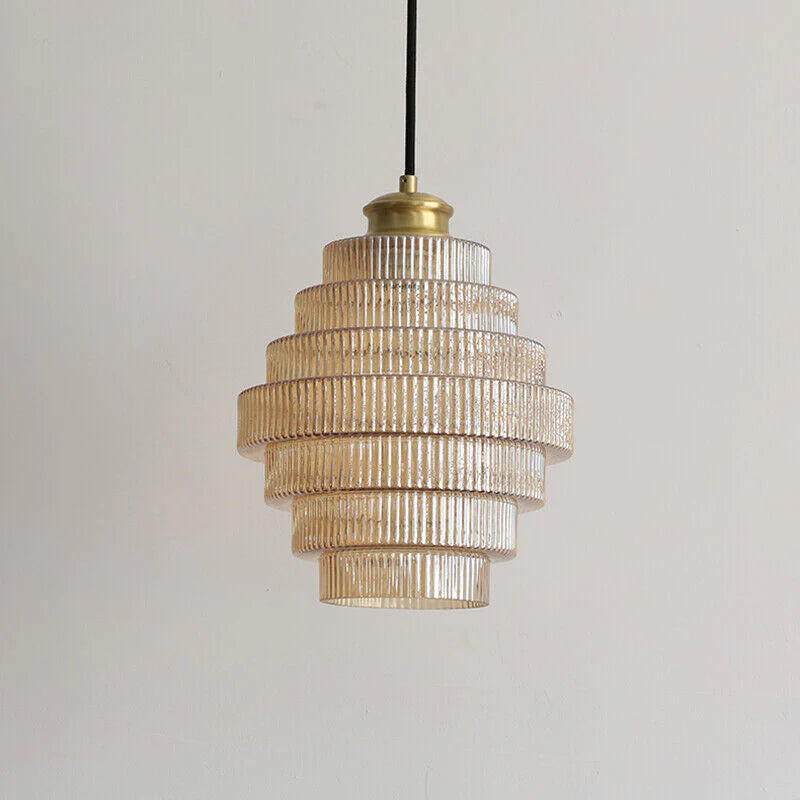 Vero – Brass & Glass Bottle-Shaped Pendant Lamp with Vintage Charm