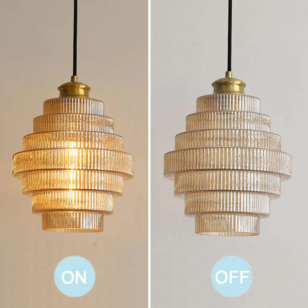 Vero – Brass & Glass Bottle-Shaped Pendant Lamp with Vintage Charm