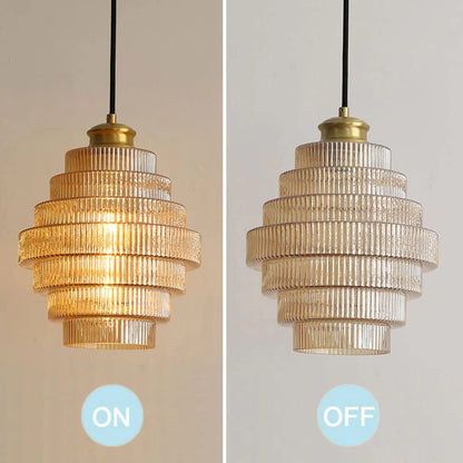 Vero – Brass & Glass Bottle-Shaped Pendant Lamp with Vintage Charm