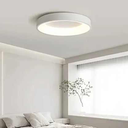 Riva – Scandinavian Round LED Ceiling Light for Modern Elegance